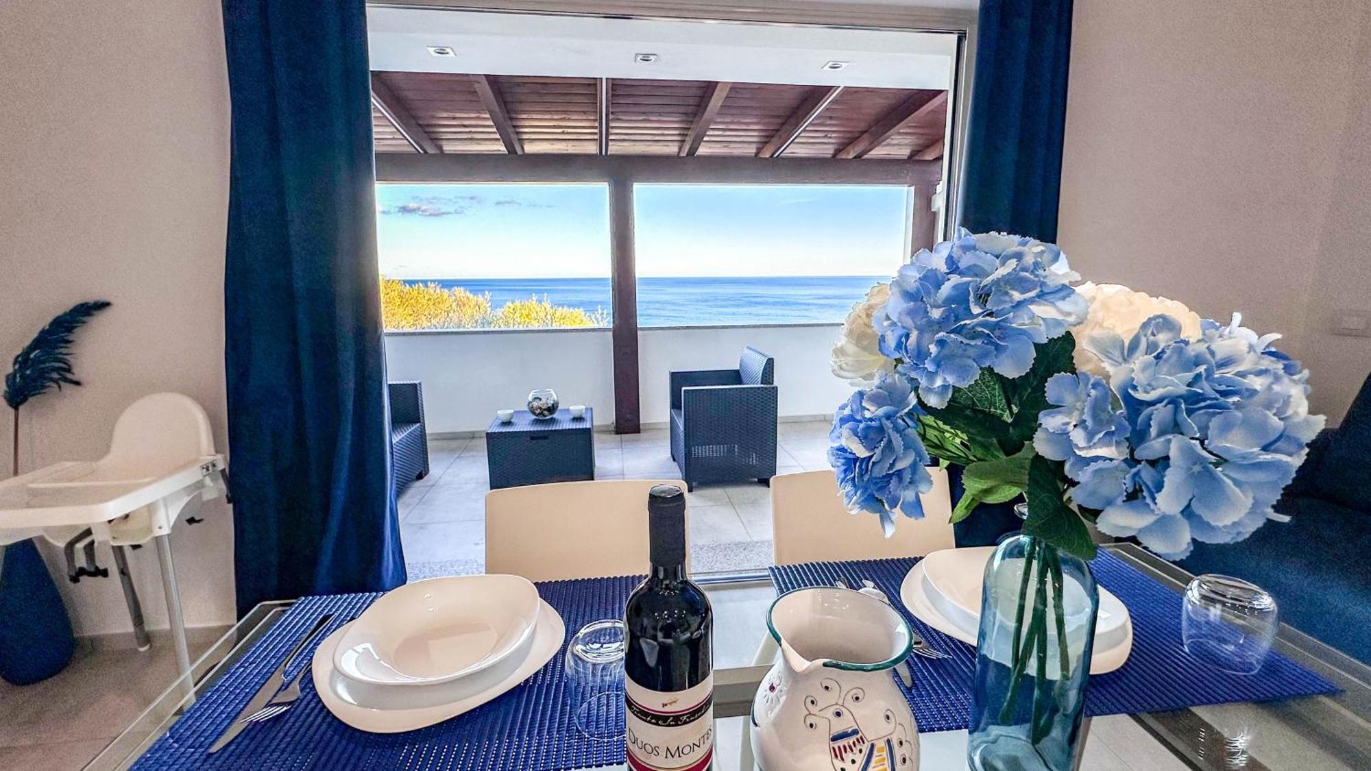 칼라고노네 Mama House Con Vista Mare 아파트 외부 사진