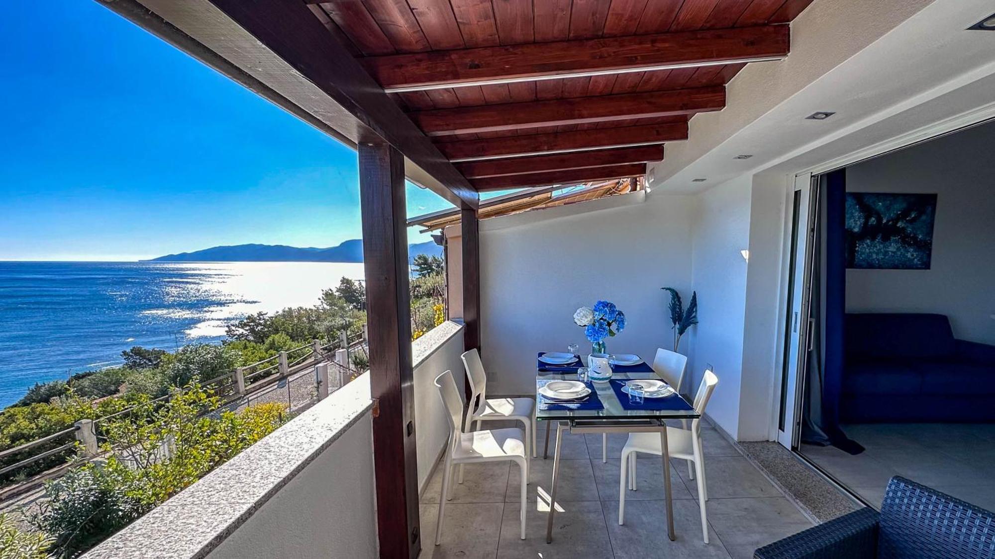 칼라고노네 Mama House Con Vista Mare 아파트 외부 사진