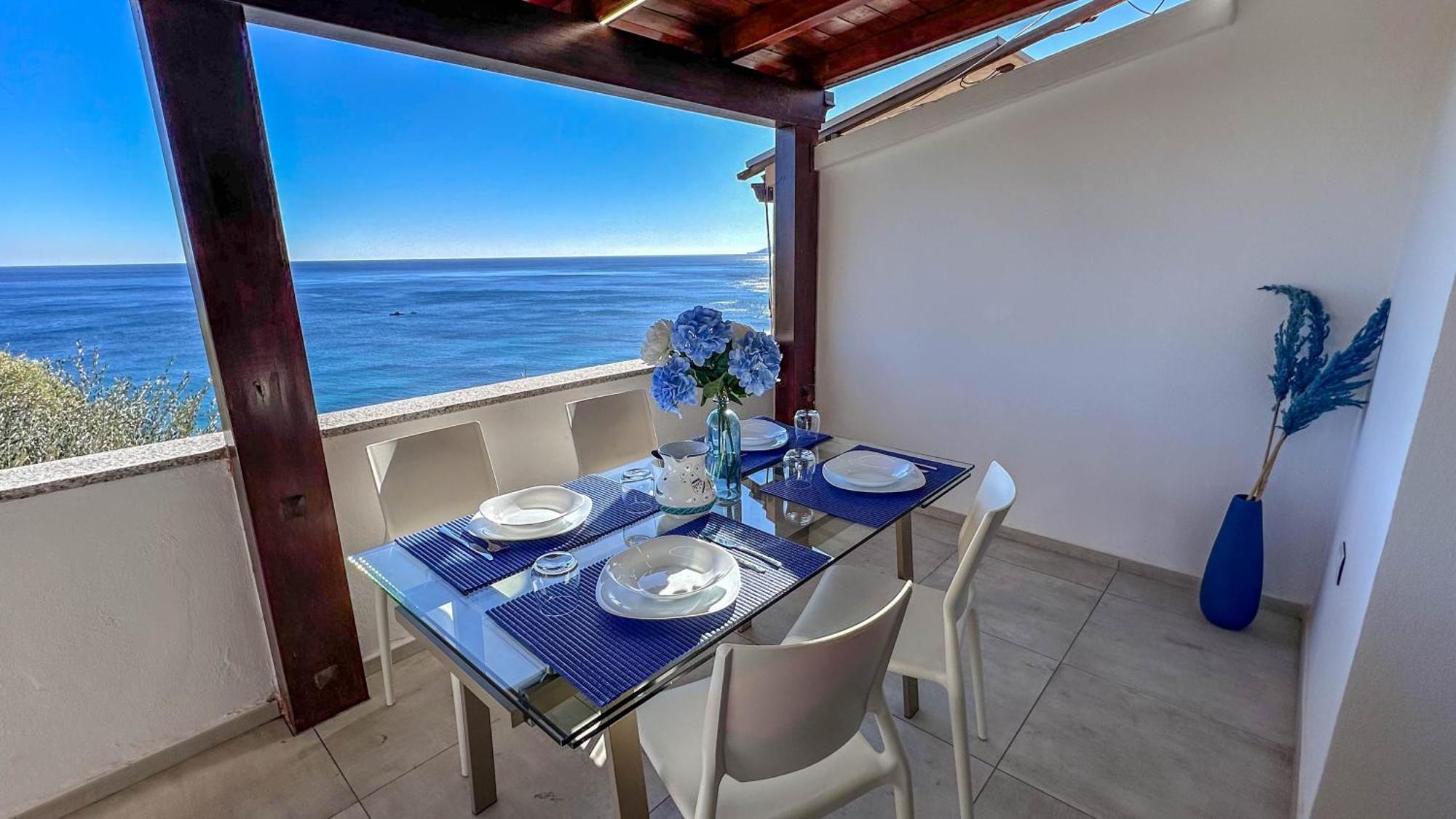 칼라고노네 Mama House Con Vista Mare 아파트 외부 사진